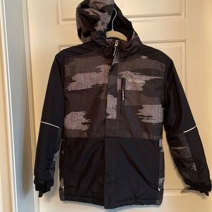 Boys Columbia Omni-heat insulated jacket, Size M (10-12)